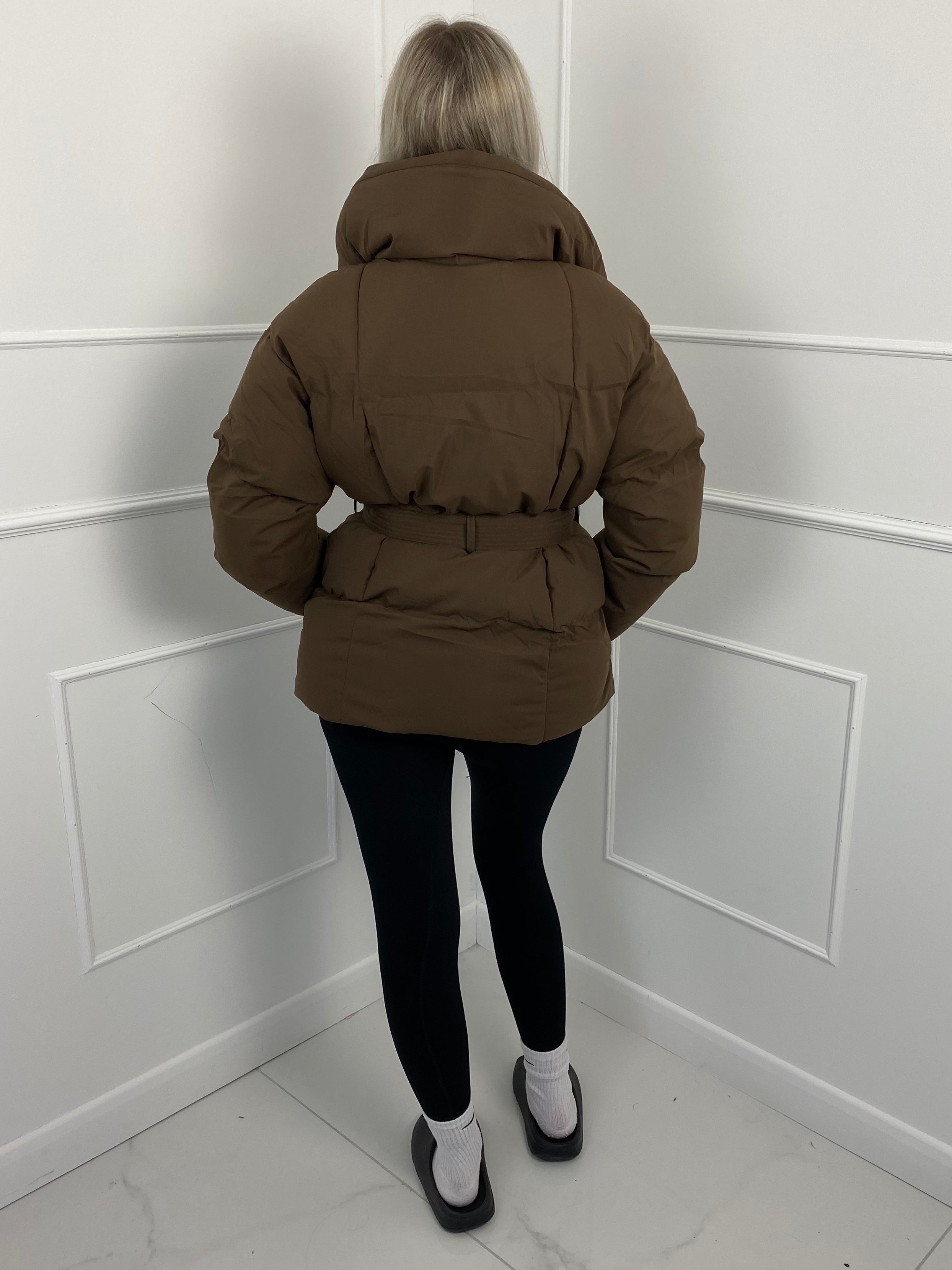 KARLY - Kurze Gürteltaschen-Pufferjacke
